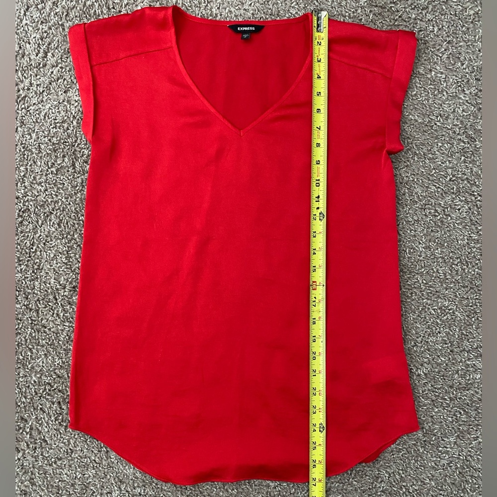 Express Bright Red V-Neck Short Sleeve Cuff Blouse Women’s Small - Picture 5 of 5